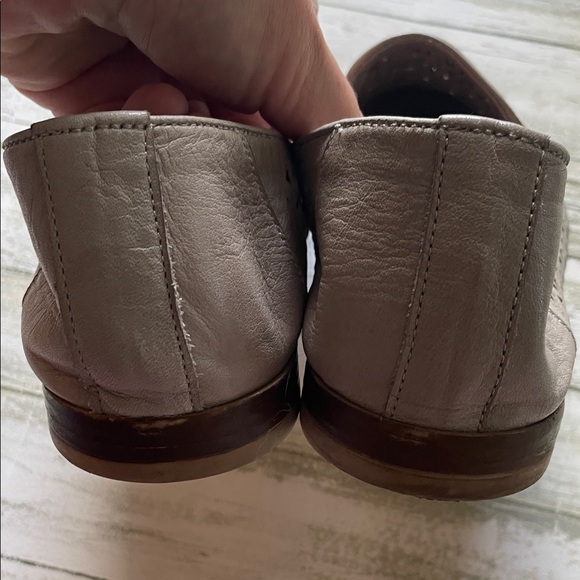 Tan Cray Leather Perforated Flats - Picture 3 of 12